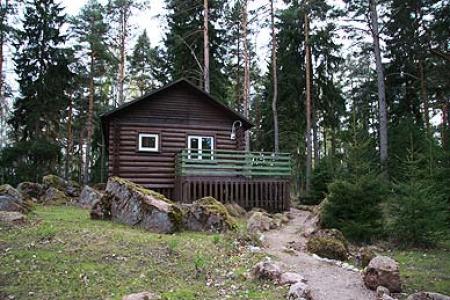 Уютный дом неподалеку от залива в поселке Советский