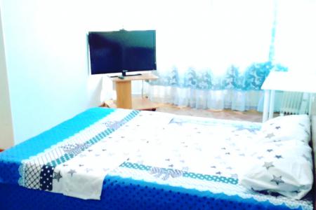 Сдам  посуточно и на часы квартиру в центре(звоните в любое время)