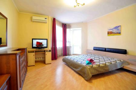 На часы и сутки Центр Ситипарк град ВГУ Памятник Славы Вокзал Аэропорт Океанариум Эвентхолл Обл боль