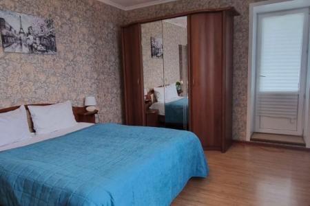 Апартаменты 140 Уютный Дом