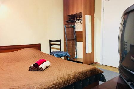 2к.кв у м.Приморская