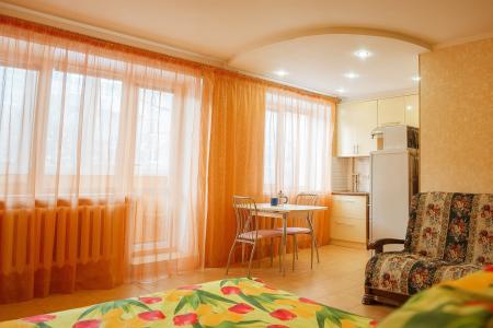 Однокомнатная студия рядом Лётный Институт, Суворовское училище, В/ч на Тухачевского.