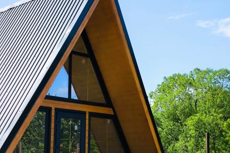 Уютное шале с бассейном