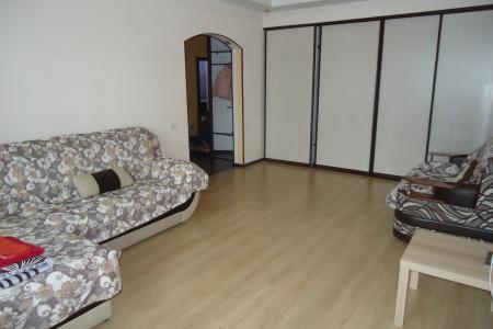 квартира на Смолина, 54б