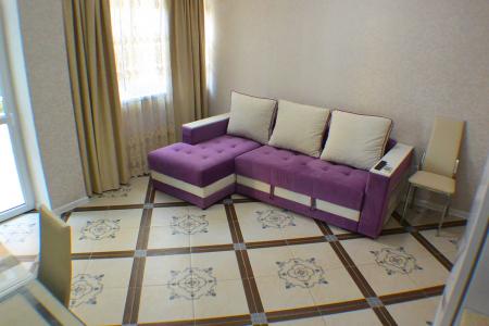 Студия с балконом для 3х человек