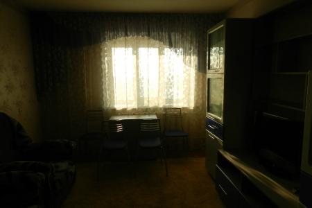 2-комнатная квартира не далеко от Ж.Д вокзала.Сутки,часы.