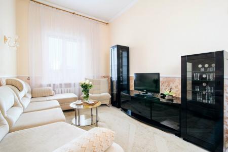 Vip квартира по адресу Независимости 13