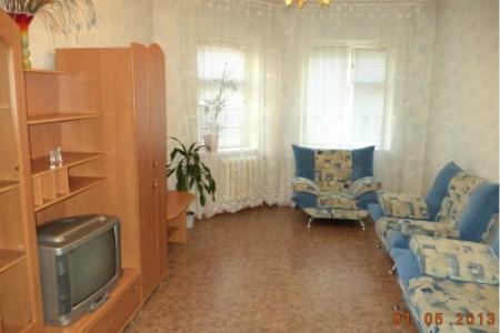 Двухкомнатная квартира в районе магазина "Пани"