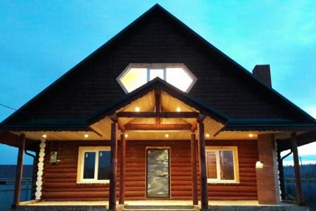 Коттедж сдан в 2016 году, построен из экологически чистых материалов в курортной зоне города