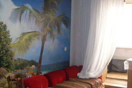 Сдам хорошую, простую, чистенькую студию от хозяина.