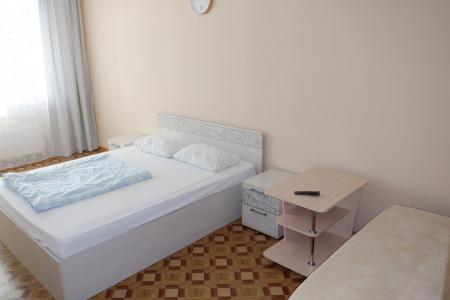 новая 1 комн возле ТРЦ Планета