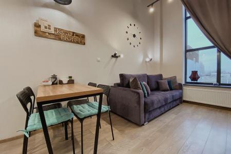 Двухуровневая квартира с панорамными окнами