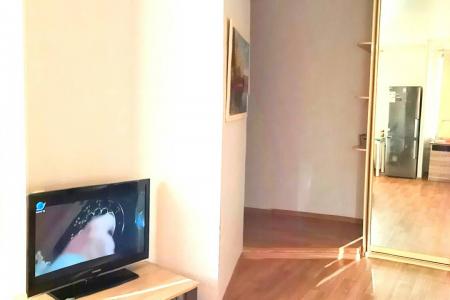 Сдам на часы,на сутки студию в самом центре города