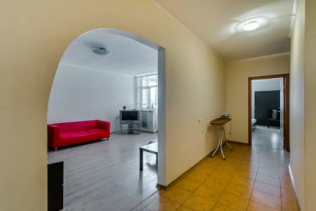 Двухкомнатная квартира-люкс у железнодорожного вокзала