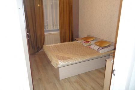 сдам квартиру посуточно Сосновская 5