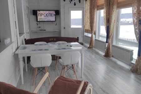 Дом у озера.