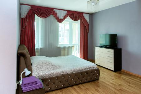 Новостройка в центре с балконом