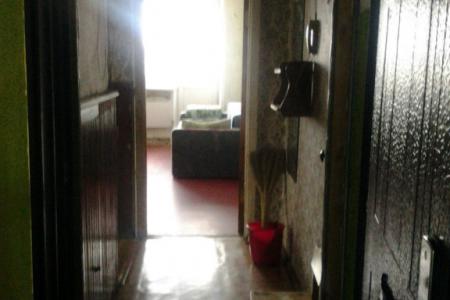 Двухкомнатная квартира, все рядом.