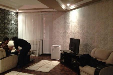 квартира с евро ремнотом в центре города