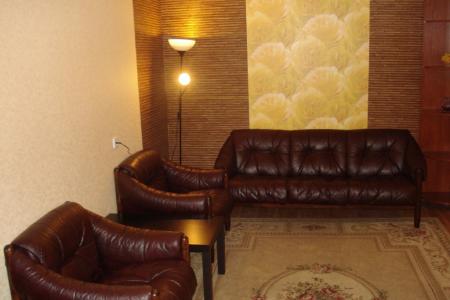 Двухкомнатная квартира в центре города, www.hotels51.ru