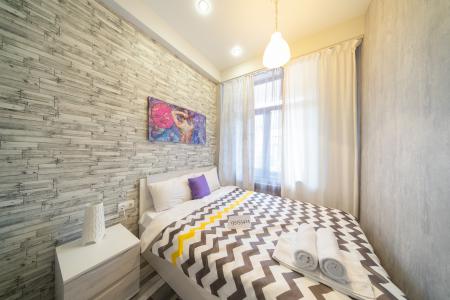 Яркая евротрешка в Красной Поляне