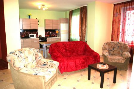 Элитная трехкомнатная квартира рядом с ГМ «Империал»