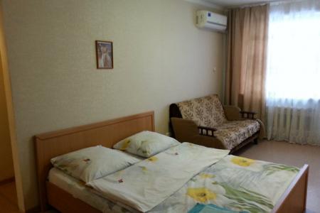 Однокомнатная квартира около ТЦ Империя