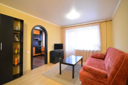 Хорошо меблированная квартира у ост.Кольцовская и Детский мир