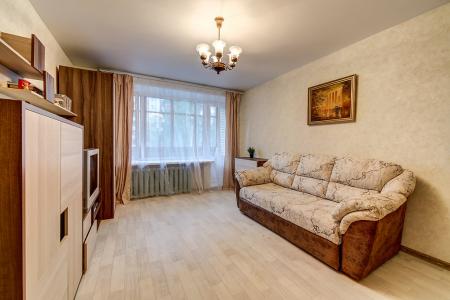 Квартира на правом берегу Невы