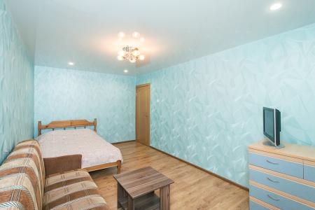 Большая квартира с евроремонтом в центре Сормово