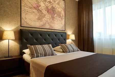 "Путешественник".  Стильная каюта для отдыха