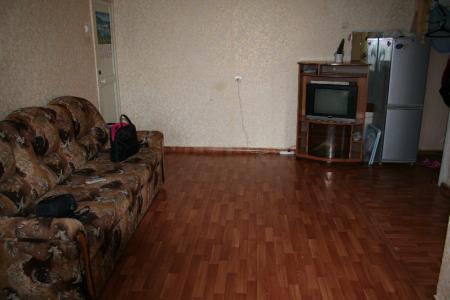 Сдаю двухкомнатные квартиры в центре г. Октябрьский посуточно , понедельно , помесячно.