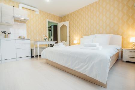 Студия на Хрустальной