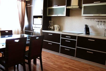 2 комн ул.Красноармейская 134а