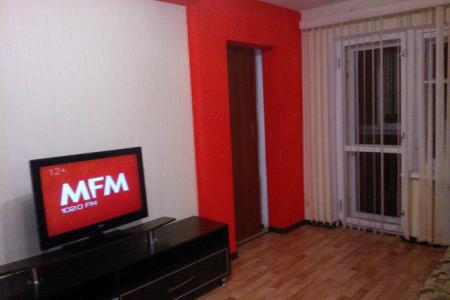 Сдаю 3-х комнатную квартиру в центре города