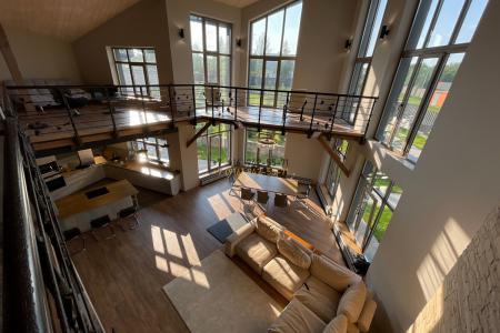 Коттедж 450 м² на участке 23 сот.