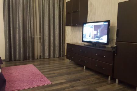 В новом доме современная квартира с евроремонтом