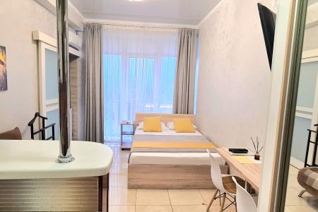 У моря Парк победы  на Фадеева 48 -Аквамарин 5 мин. пешком