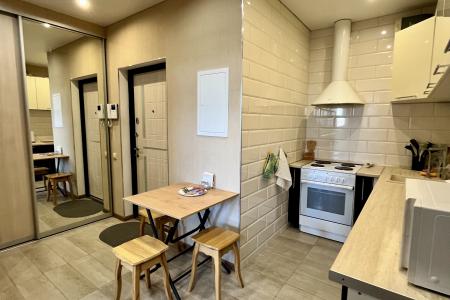 Двухкомнатная квартира на улице Маковского