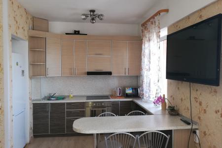 Евро 1к рядом с Аэропортом.