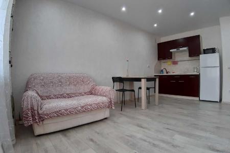 Квартира (гостинка) в ЦЕНТРЕ!