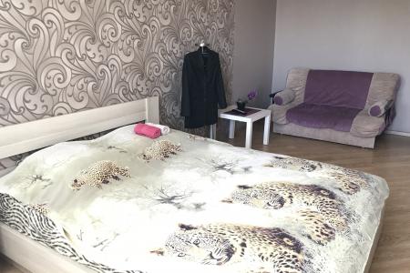 Сдаю приличную квартиру, посуточно в центре  Владимира