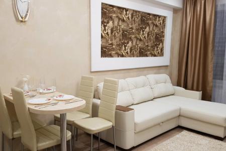 Сдам двухкомнатную квартиру постуочно