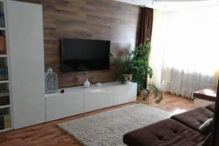 Двухкомнатная квартира возле СурГУ