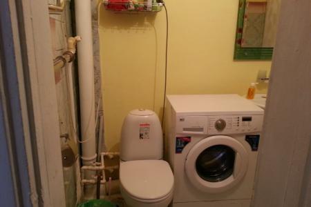 Сдаю посуточно 1-комн.квартиру в центре.