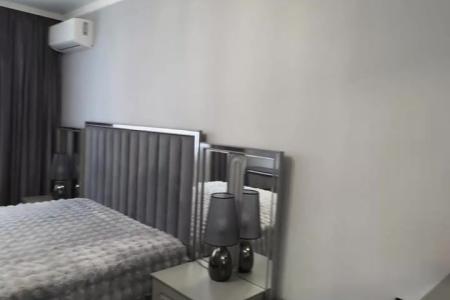 Средства личной гигиены, а на кухне — фильтр для воды