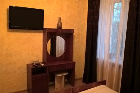 Ялта ул. Чехова 2к. квартира до Набережной 150 м