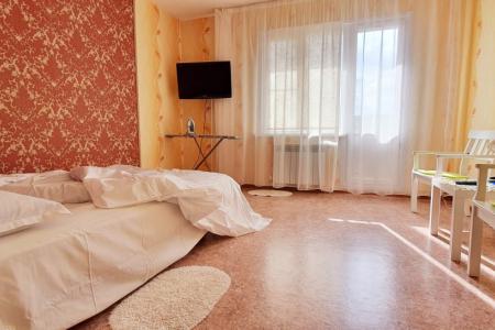 Уютная однокомнатная на Лазурной у ТРЦ Волна