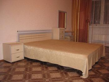 Посуточно новый стильный ремонт, кондиционер.