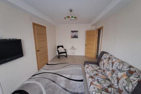 Уютная двухкомнатная.